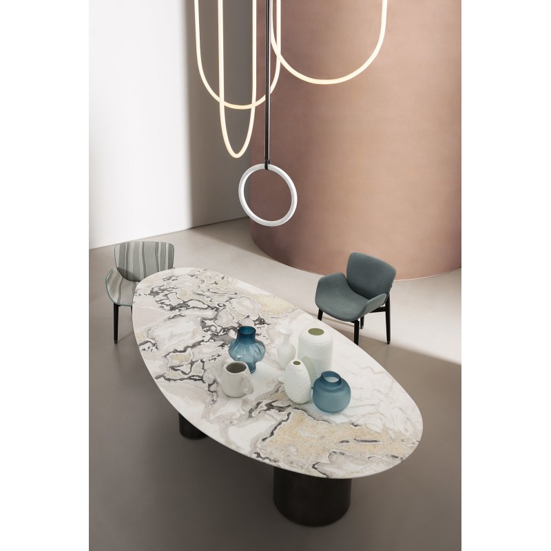 LAGOS Dining Tables