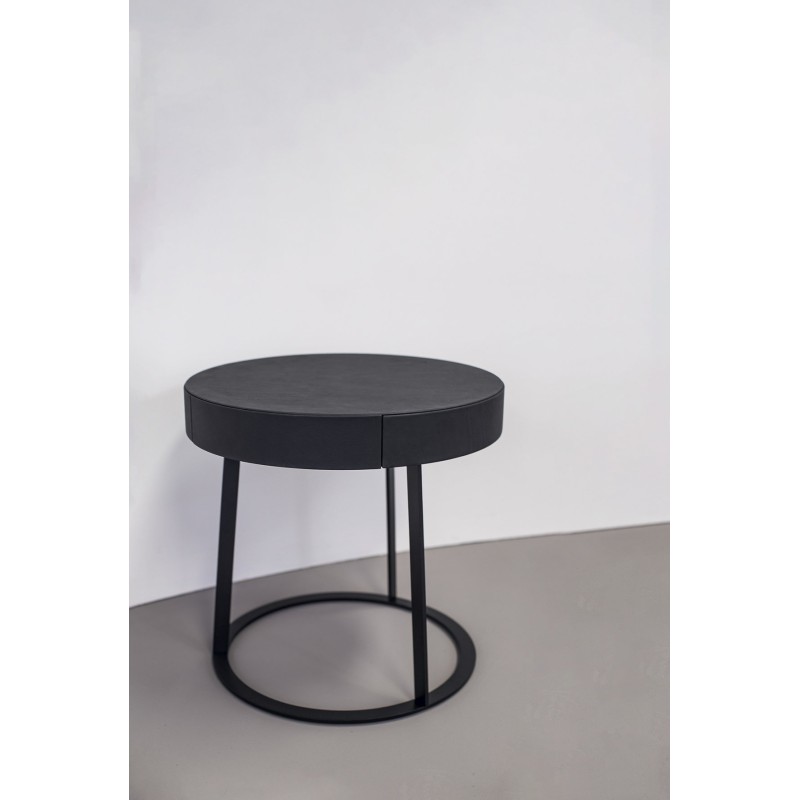 DD-131 Nightstands