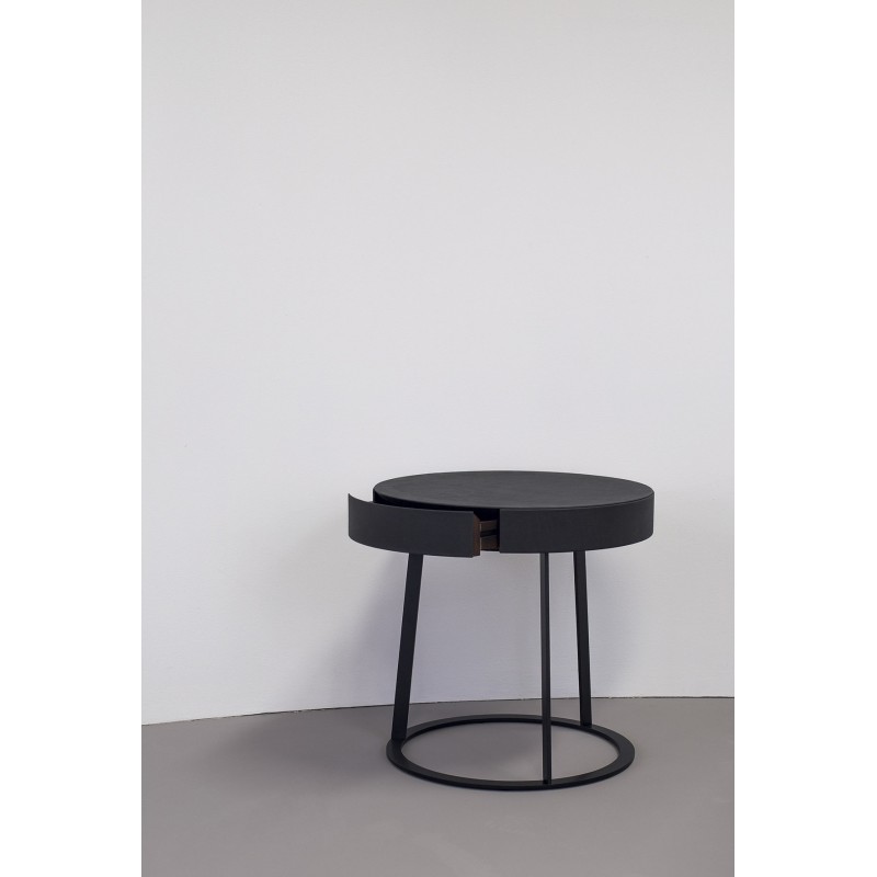 DD-131 Nightstands