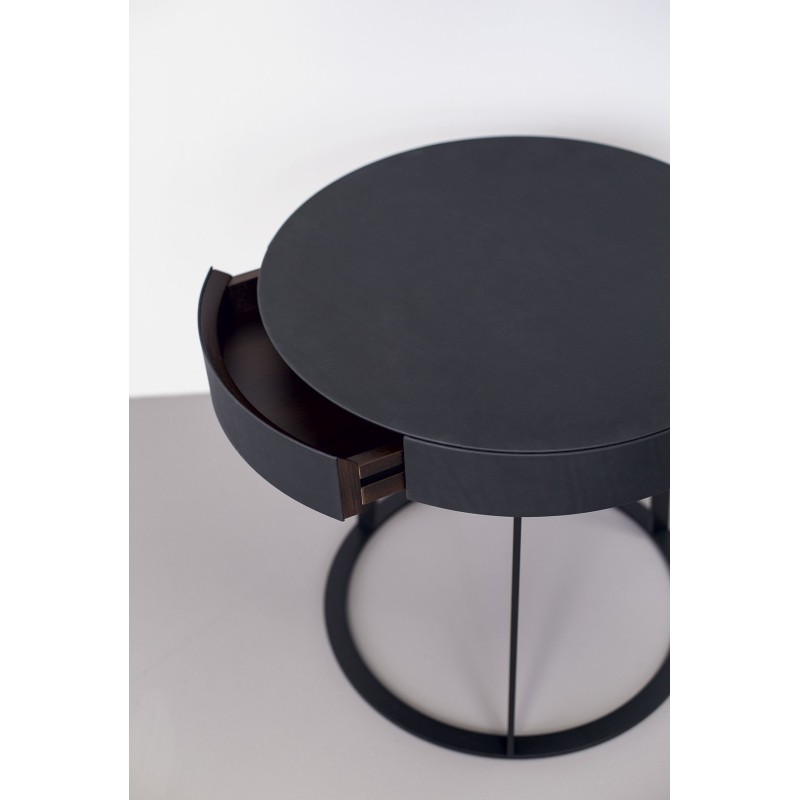 DD-131 Nightstands