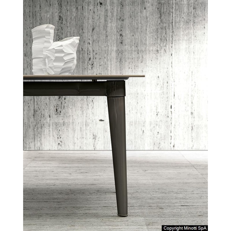 Terrace Dining Tables