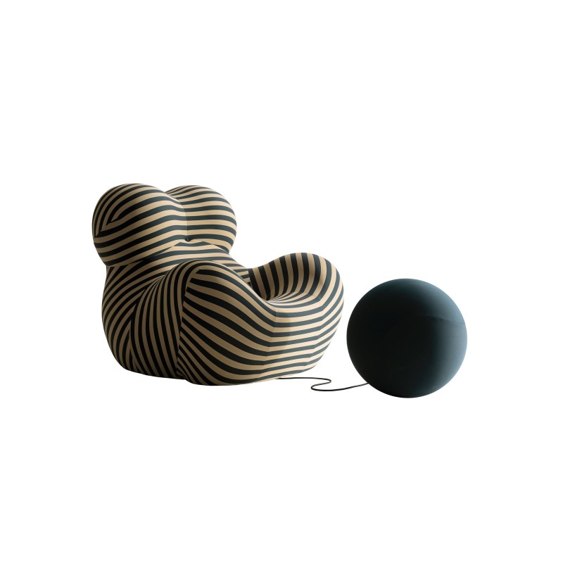 DD-406 Armchairs
