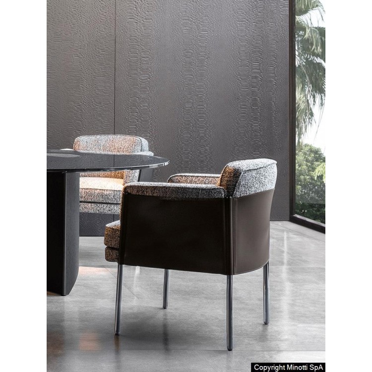 DD-672 Chairs