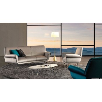 DD-677 Armchairs