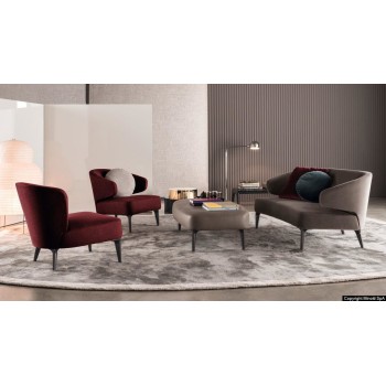 DD-682 Armchairs