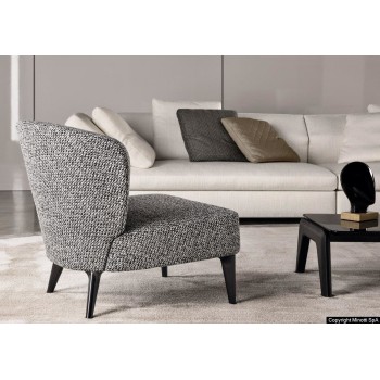 DD-682 Armchairs
