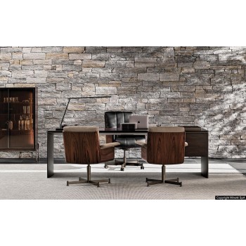 DD-686 Armchairs