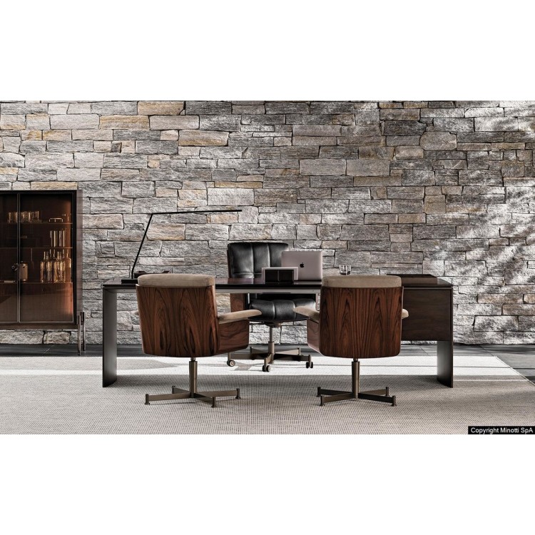DD-686 Armchairs