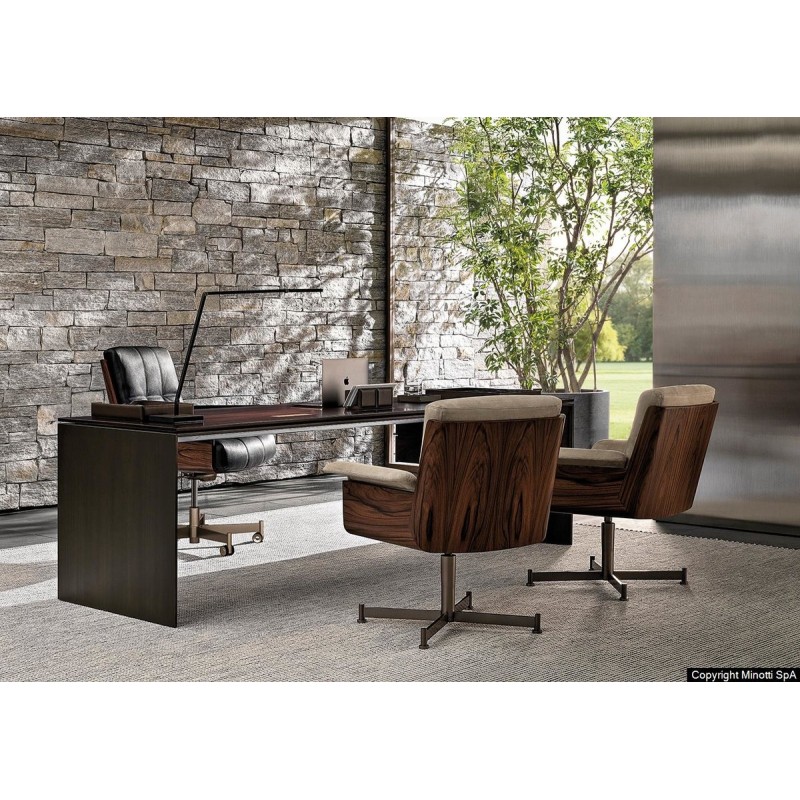 DD-686 Armchairs