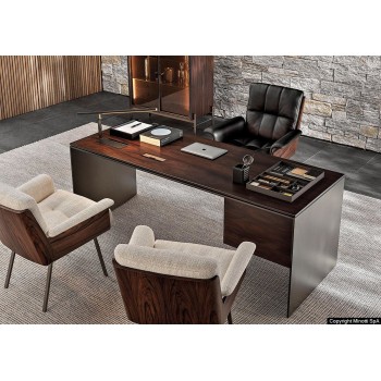 DD-686 Armchairs