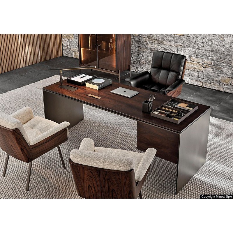 DD-686 Armchairs