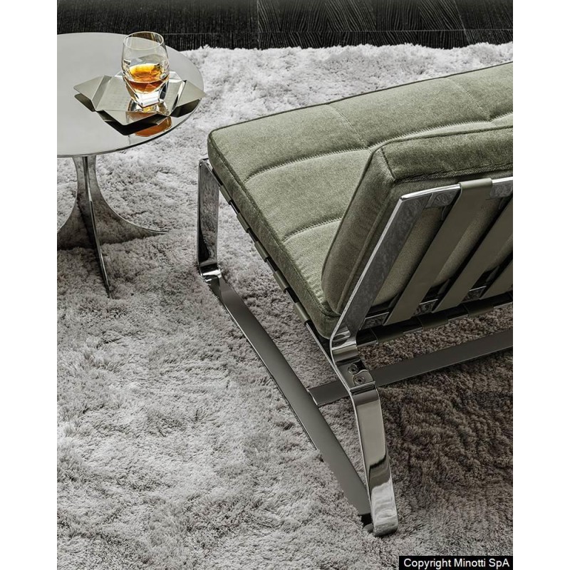 DD-687 Armchairs