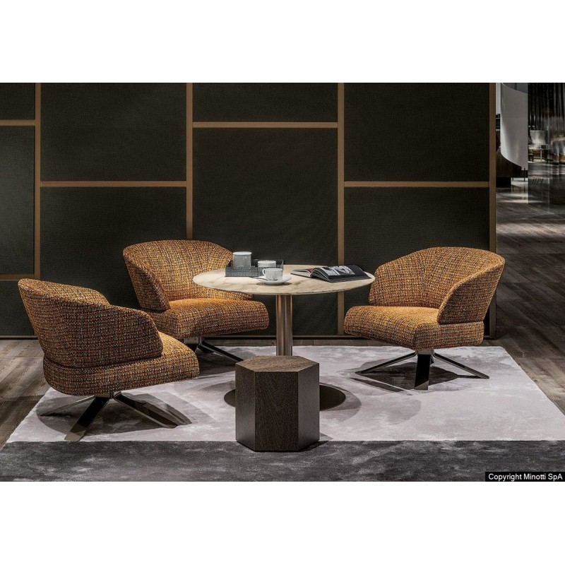 DD-703 Armchairs