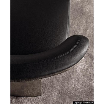 DD-704 Armchairs