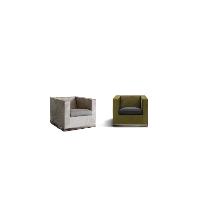 DD-707 Armchairs