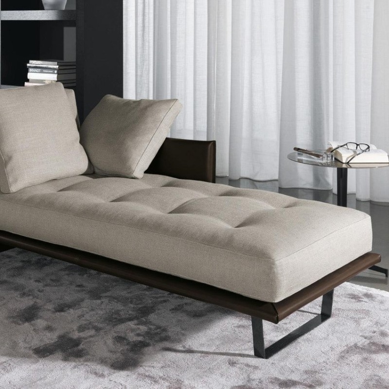 DD-713 Chaise Longues