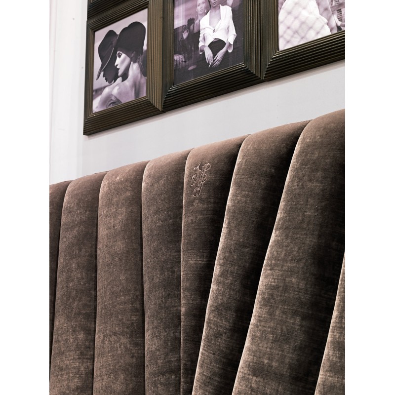 HEMINGWAY Beds