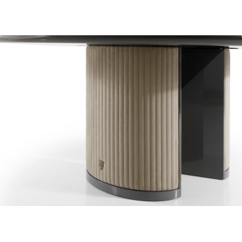 PALACE Dining Tables