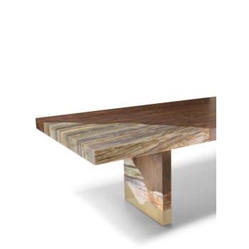 VALIANT Dining Tables