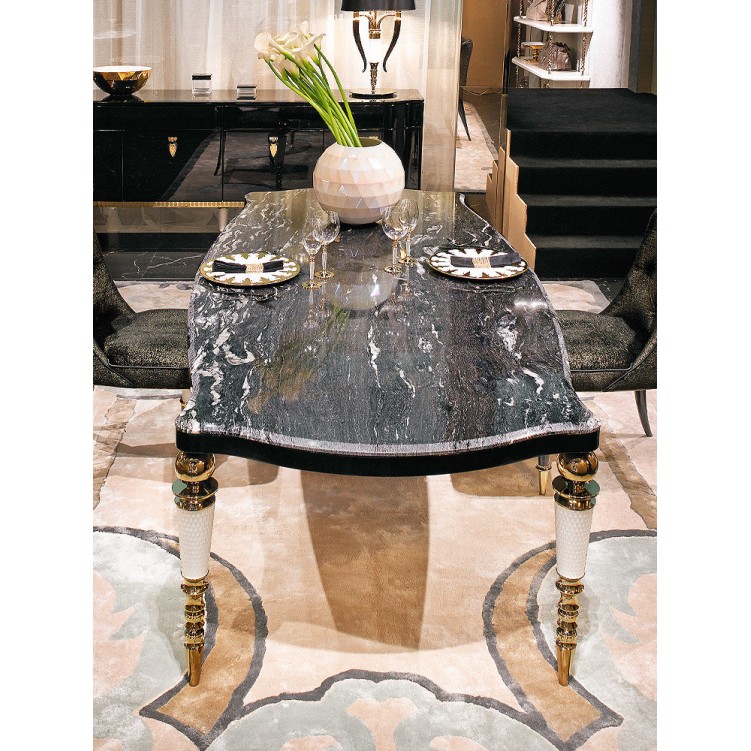 Varsailles Dining Tables
