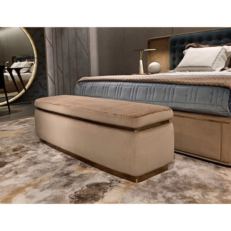 JORGE Stools & Benches