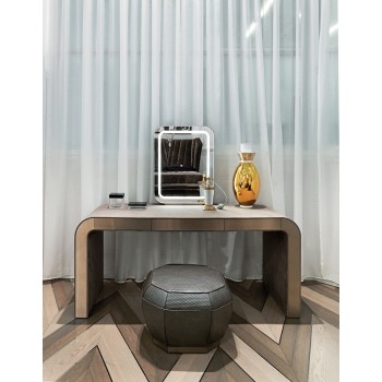 SONTAG Stools & Benches