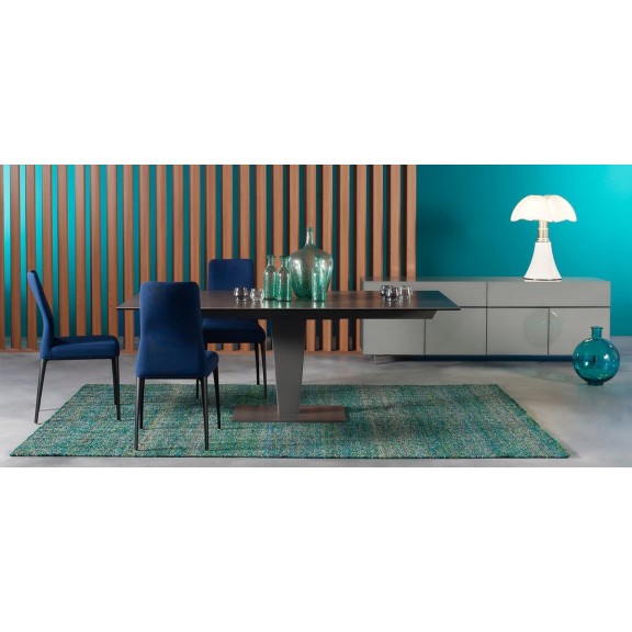 AIDA Chairs