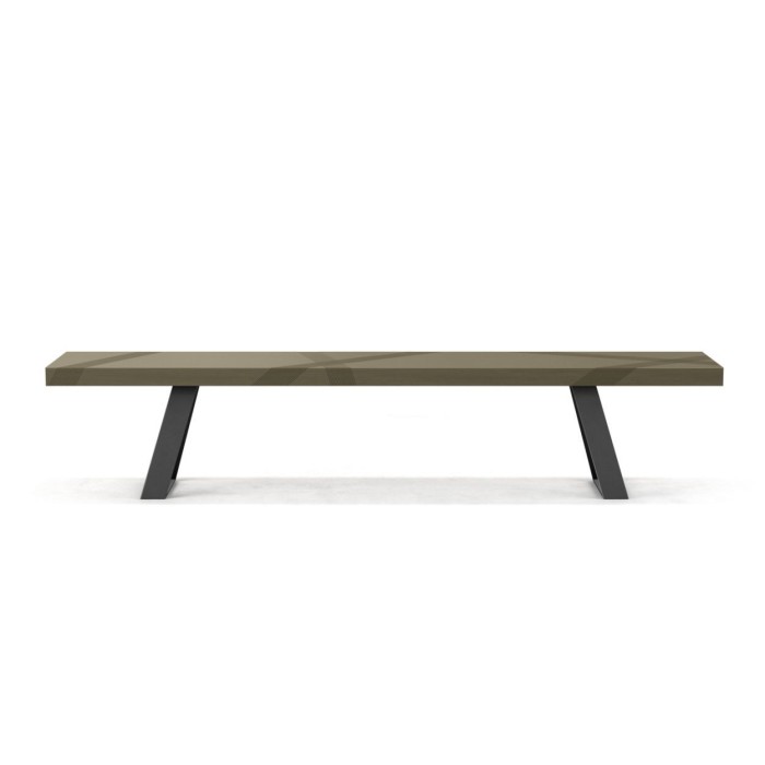 TRACK Stools & Benches