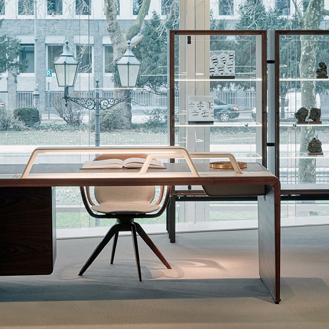 ALMA Office Desks