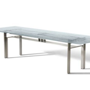 DOGE Dining Tables