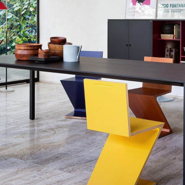 NAAN Dining Tables