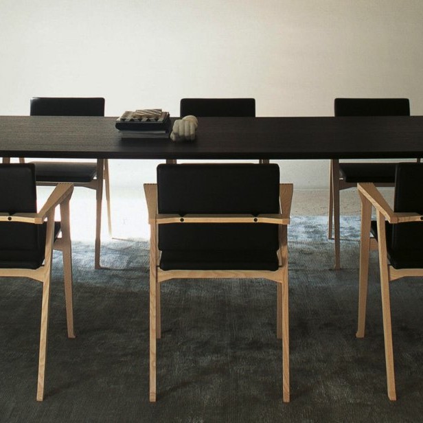 NAAN Dining Tables