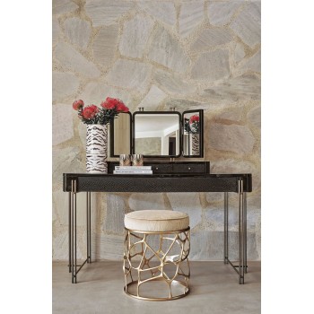 Sioraf Stools & Benches