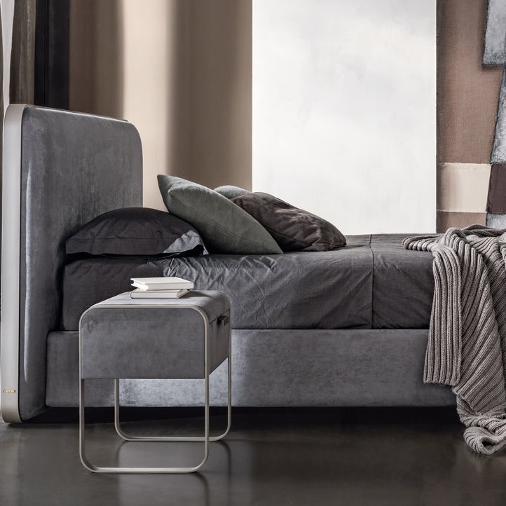 DD-3893 Nightstands