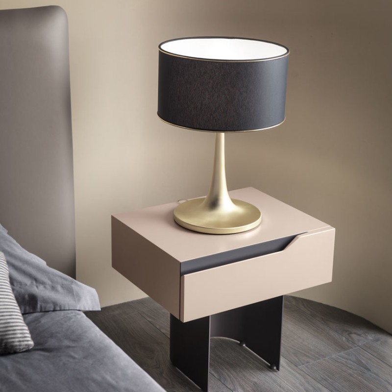 DD-3898 Nightstands