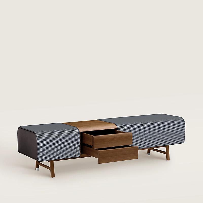 DD-4221 Stools & Benches