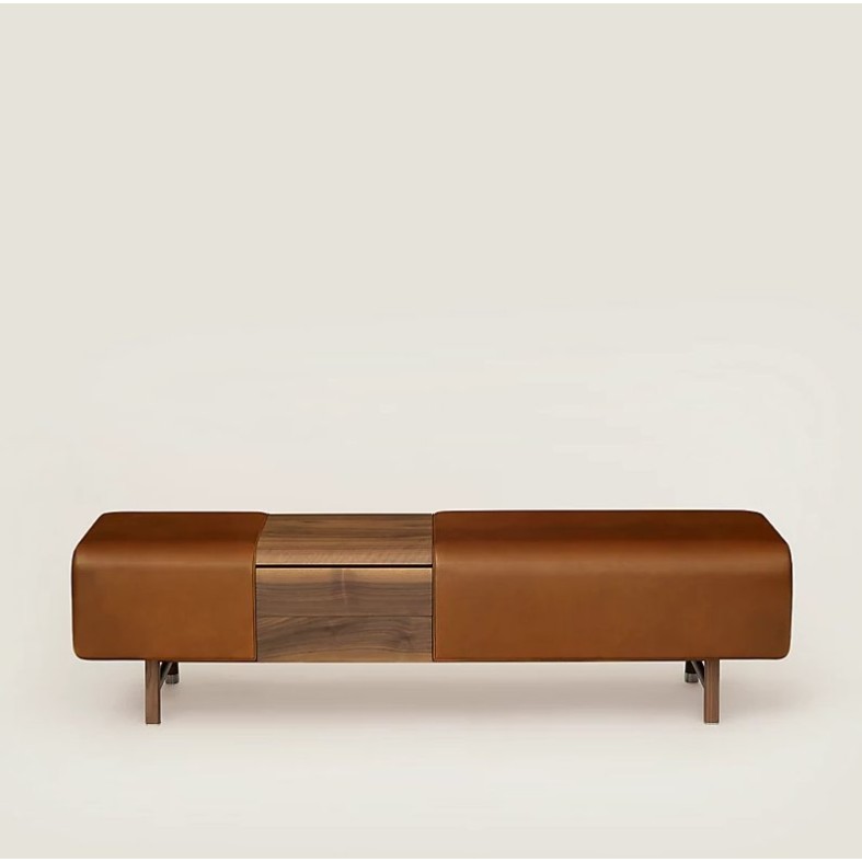 DD-4221 Stools & Benches