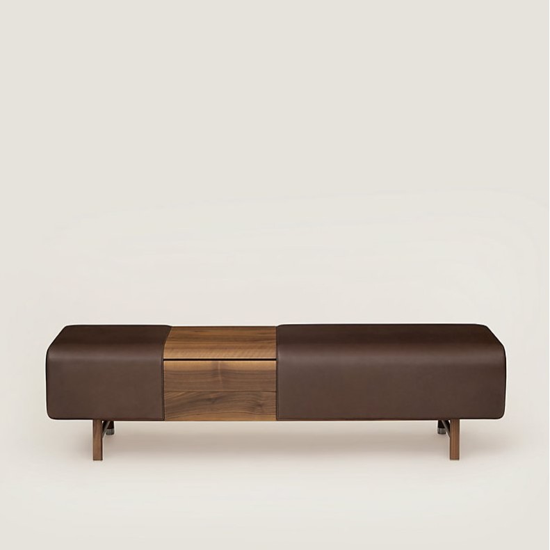 DD-4221 Stools & Benches
