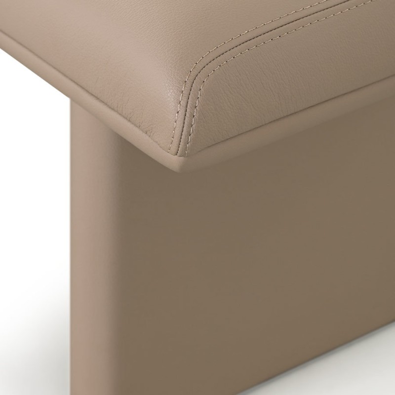zero Stools & Benches