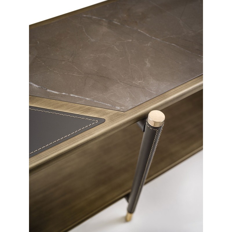 ARALDO Consoles