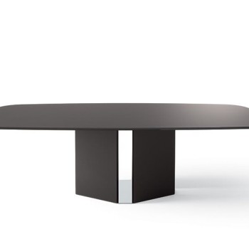 Eyl Dining Tables