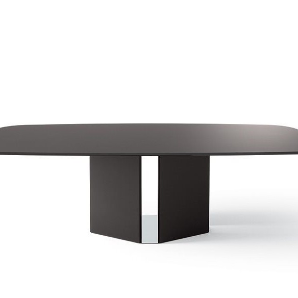 Eyl Dining Tables