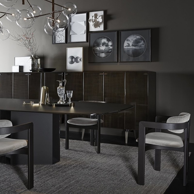 Eyl Dining Tables
