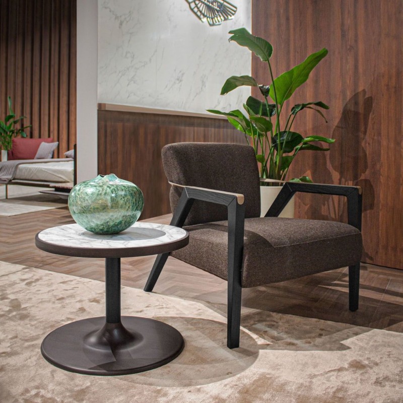V212 Coffee Tables