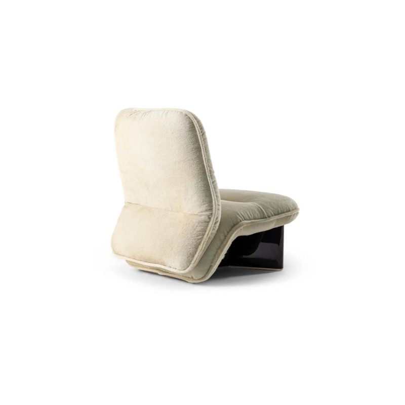 Ypsilon Armchairs