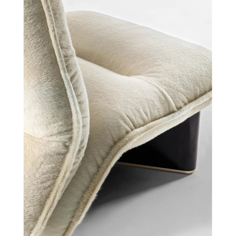 Ypsilon Armchairs
