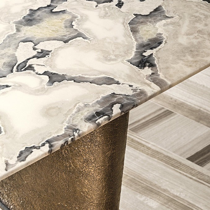 Cheope Dining Tables