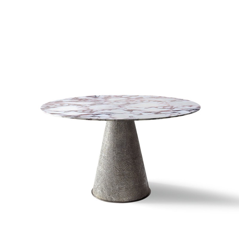 Cheope Dining Tables
