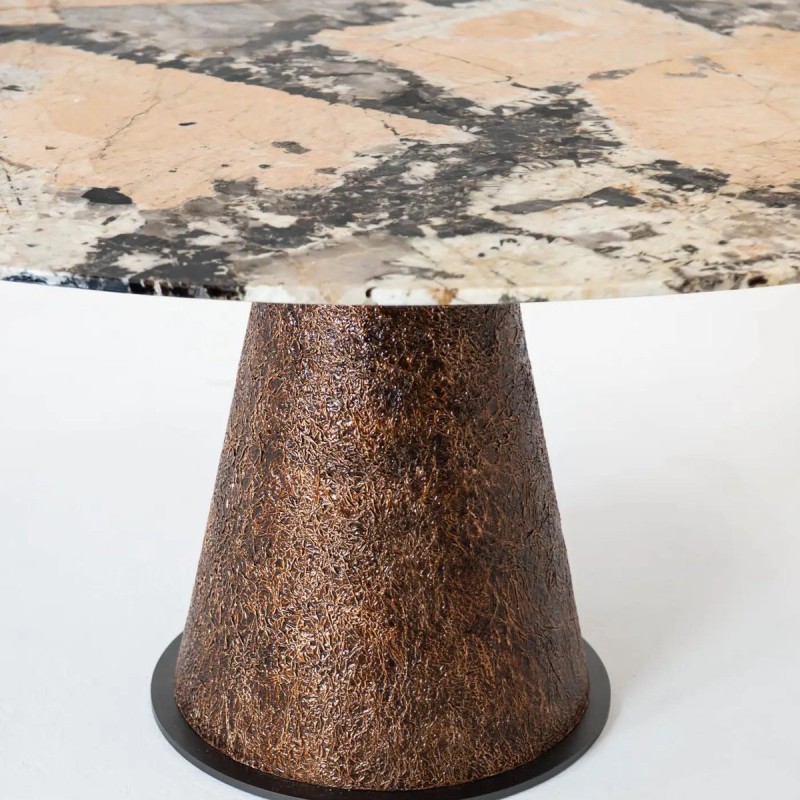 Cheope Dining Tables