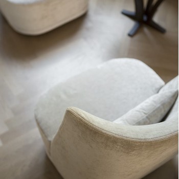 DD-6347 Armchairs